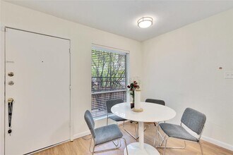2207 Leon St in Austin, TX - Building Photo - Building Photo