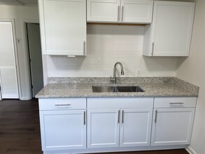 2208 Morena St in Nashville, TN - Building Photo - Building Photo