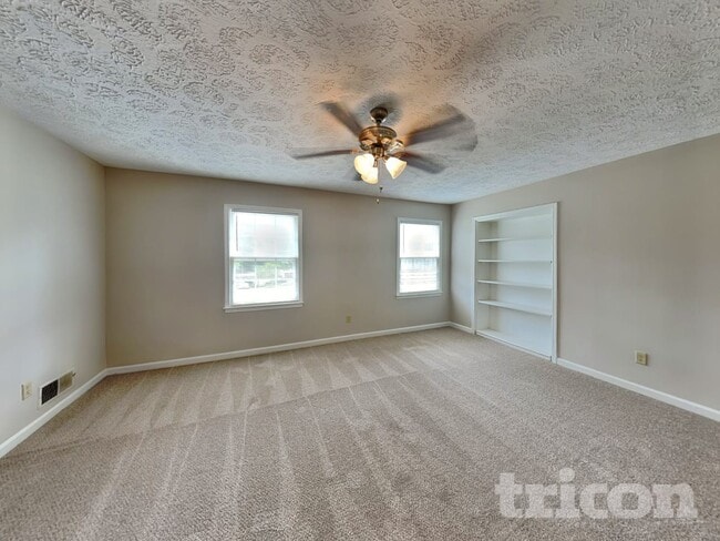 414 Breezy Dr SW in Marietta, GA - Building Photo - Building Photo