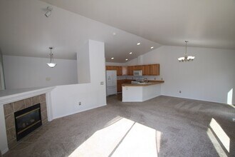 11371 Spyglass Hill Cir in Anchorage, AK - Building Photo - Building Photo