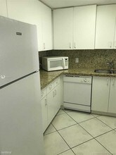 12605 SW 91st St in Miami, FL - Building Photo - Building Photo