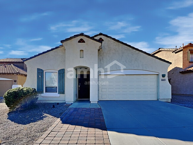 property at 17285 W Tara Ln