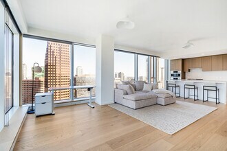 889 Francisco St, Unit 3209 in Los Angeles, CA - Foto de edificio - Building Photo