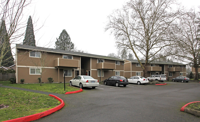 Erin Court in Beaverton, OR - Foto de edificio - Building Photo