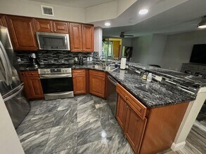 300 Scotia Dr in Hypoluxo, FL - Building Photo - Building Photo