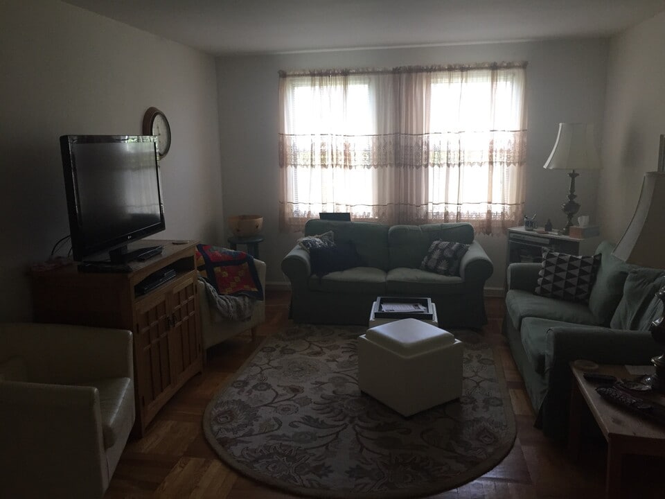 6504 Potomac Ave, Unit B2 in Alexandria, VA - Building Photo