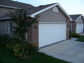 4613 Twain St, Unit 4613 in Ames, IA - Building Photo - Building Photo