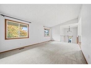 9523 Hartford Cir in Eden Prairie, MN - Building Photo - Building Photo