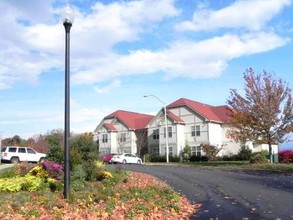 Wind Ridge Apartments in Asheville, NC - Building Photo - Building Photo