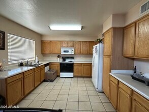 10971 W Rio Vista Ln in Avondale, AZ - Building Photo - Building Photo