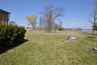 19006 W Edwards Rd in Antioch, IL - Building Photo - Building Photo