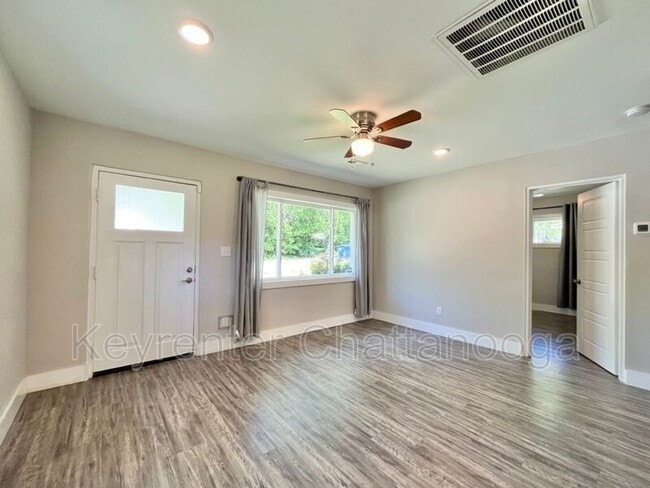property at 5460 Florida Ave