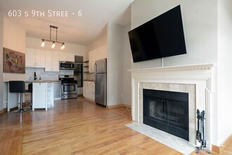 603 S 9th St in Minneapolis, MN - Building Photo - Building Photo