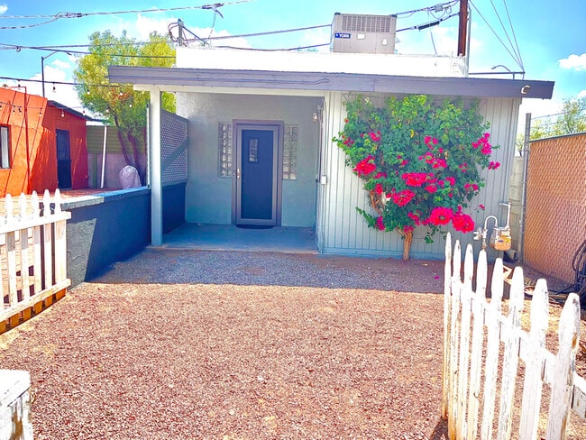 property at 3560 E Cody St