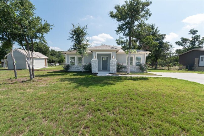 159 La Fortuna Dr in Del Valle, TX - Building Photo - Building Photo