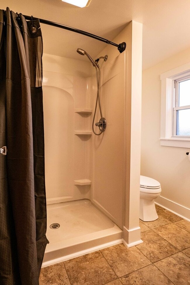 354 Gregg St in Carnegie, PA - Building Photo - Building Photo