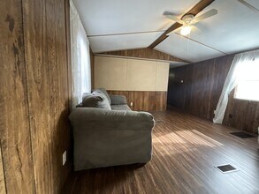 1053 Vz County Rd 1927 in Edgewood, TX - Building Photo - Building Photo