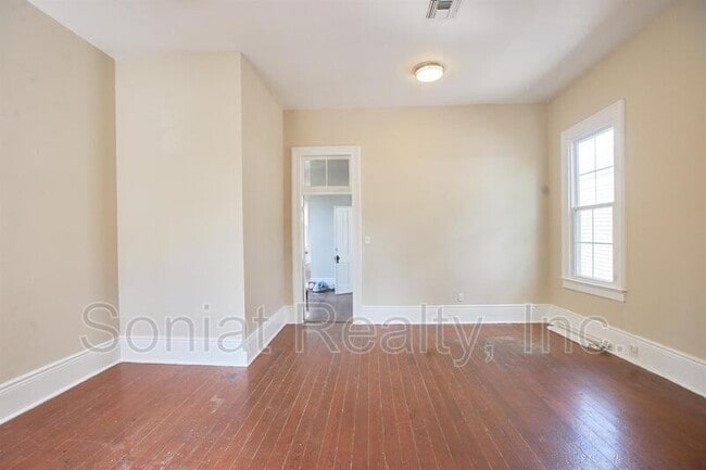 4151 Canal St, Unit 1 in New Orleans, LA - Foto de edificio - Building Photo