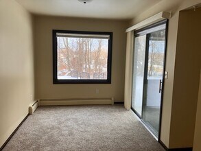 1841 Blanchard St SW, Unit 1829 in Wyoming, MI - Building Photo - Building Photo