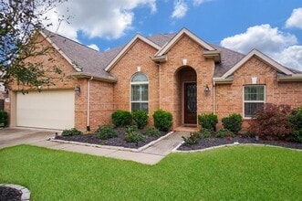 13314 Edison Trace Ln in Tomball, TX - Foto de edificio - Building Photo