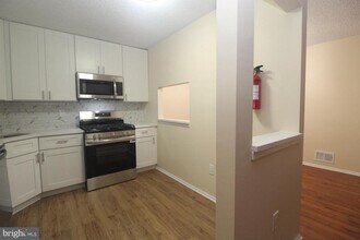 58 Chambord Ct in Hamilton Township, NJ - Building Photo - Building Photo