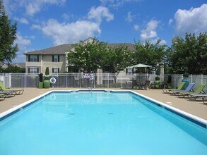 Clemson Ridge Apartments in Seneca, SC - Foto de edificio - Building Photo