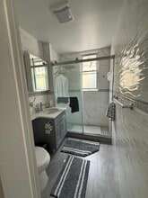 1561 E 31st St, Unit 3 in Brooklyn, NY - Building Photo - Building Photo