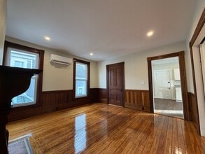 5 Walker St, Unit A in Concord, NH - Building Photo - Building Photo