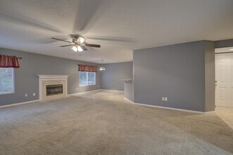 1468 Taramore Dr, Unit Apt 101 in Florence, KY - Building Photo - Building Photo