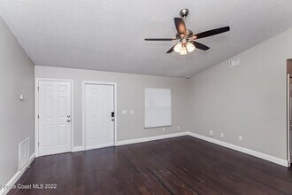 340 Dunlap Ave SE in Palm Bay, FL - Building Photo - Building Photo