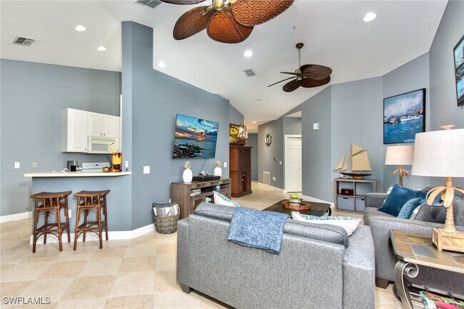 4695 Hawks Nest Way in Naples, FL - Building Photo - Building Photo