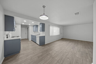 Grove Street Apartments in Redlands, CA - Building Photo - Building Photo