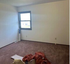4216 Foxfire Ct in Toledo, OH - Building Photo - Building Photo