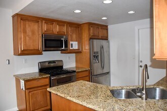 630 W Palm Ave in Orange, CA - Building Photo - Building Photo