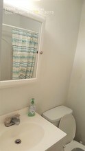 5531 Howe St-Unit -Apt 2 in Pittsburgh, PA - Foto de edificio - Building Photo