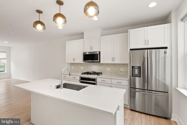 1862 Michael Faraday Dr. in Reston, VA - Building Photo - Building Photo