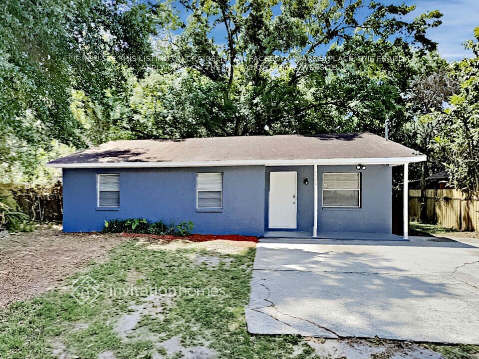 5319 Martin Ln in Tampa, FL - Building Photo