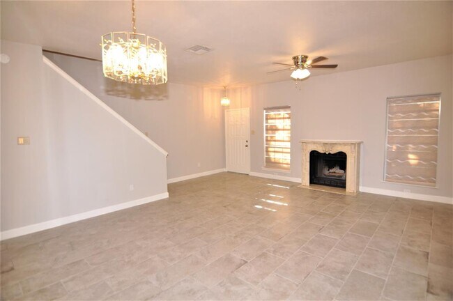 17481 Red Oak Dr in Houston, TX - Building Photo - Building Photo