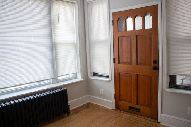 5910 Henry Ave in Philadelphia, PA - Building Photo - Building Photo