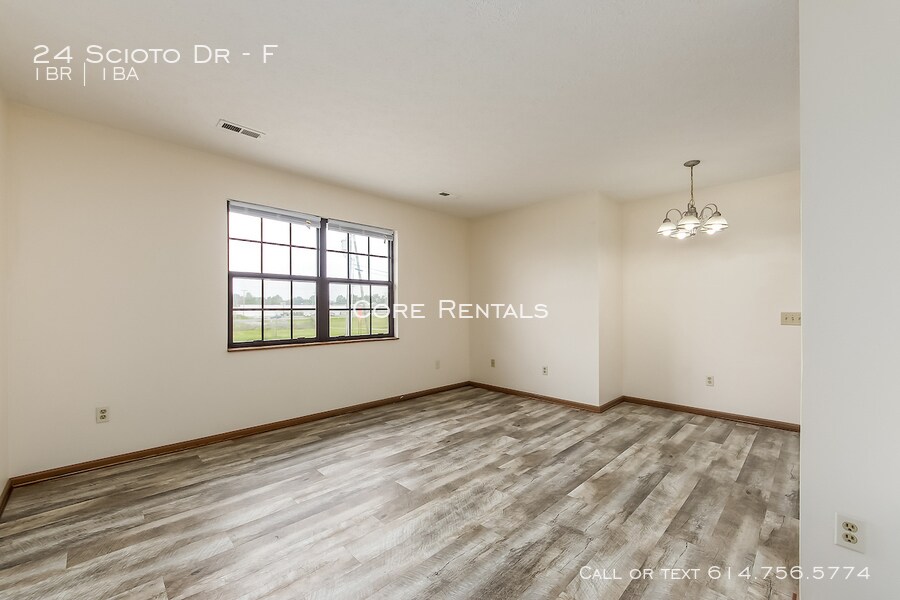 24 Scioto Dr-Unit -F in Heath, OH - Building Photo