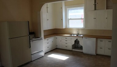 1409 Iron St in Bellingham, WA - Building Photo - Building Photo