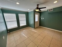 2808 Columbia St photo'