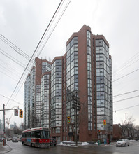 The Summit in Toronto, ON - Building Photo - Building Photo