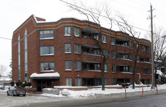 Metcalfe Place in Ottawa, ON - Building Photo - Building Photo