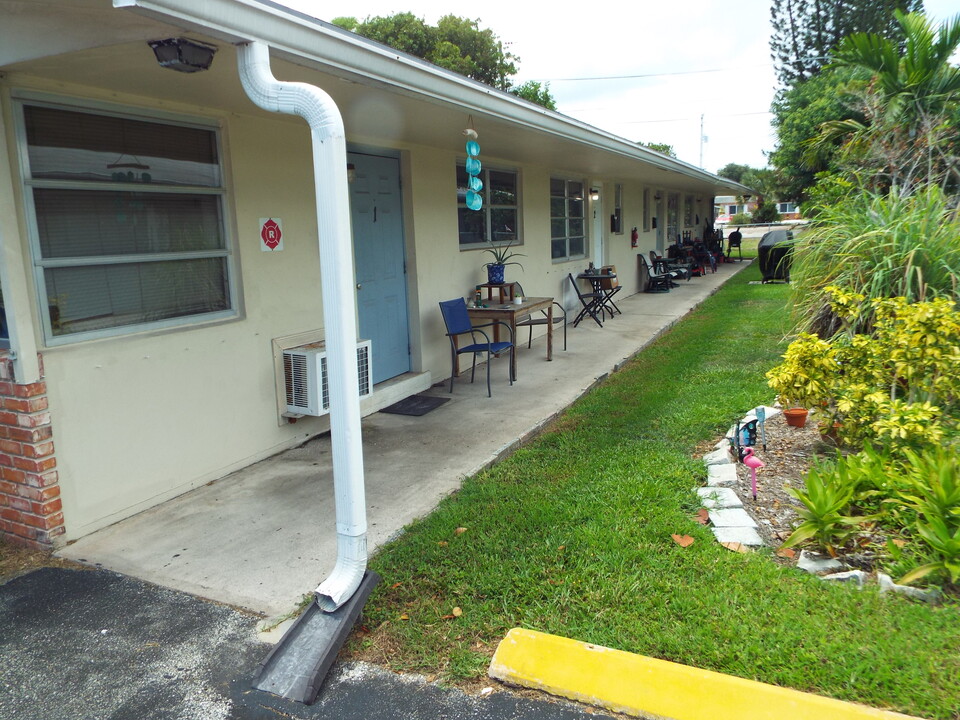 113 SE 12th Ave in Pompano Beach, FL - Building Photo