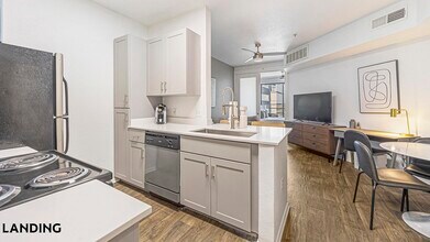 1001 E Playa Del Norte Dr, Unit 2543 in Tempe, AZ - Foto de edificio - Building Photo