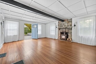 1302 NY-22 in Brewster, NY - Building Photo - Building Photo