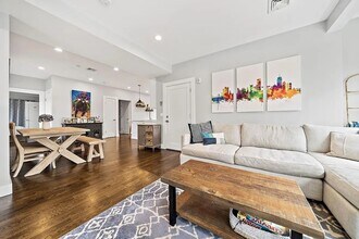 230 Bowen St in Boston, MA - Building Photo - Building Photo