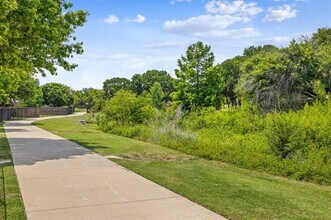 5429 Barkridge Trail in Flower Mound, TX - Building Photo - Building Photo