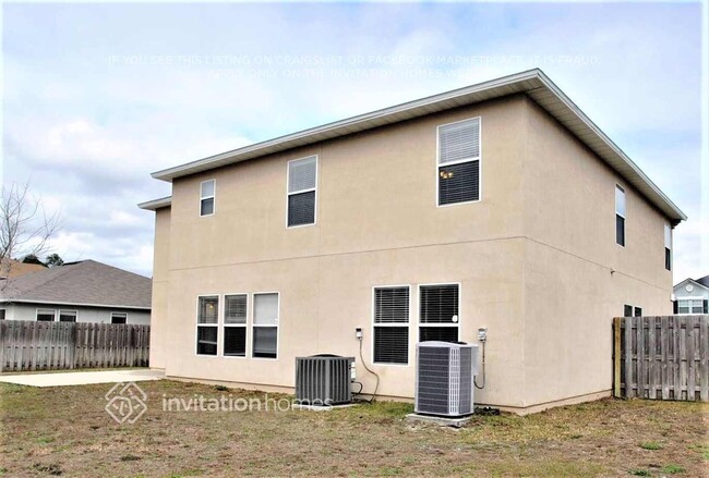 2258 Justin Lake Dr in Jacksonville, FL - Foto de edificio - Building Photo